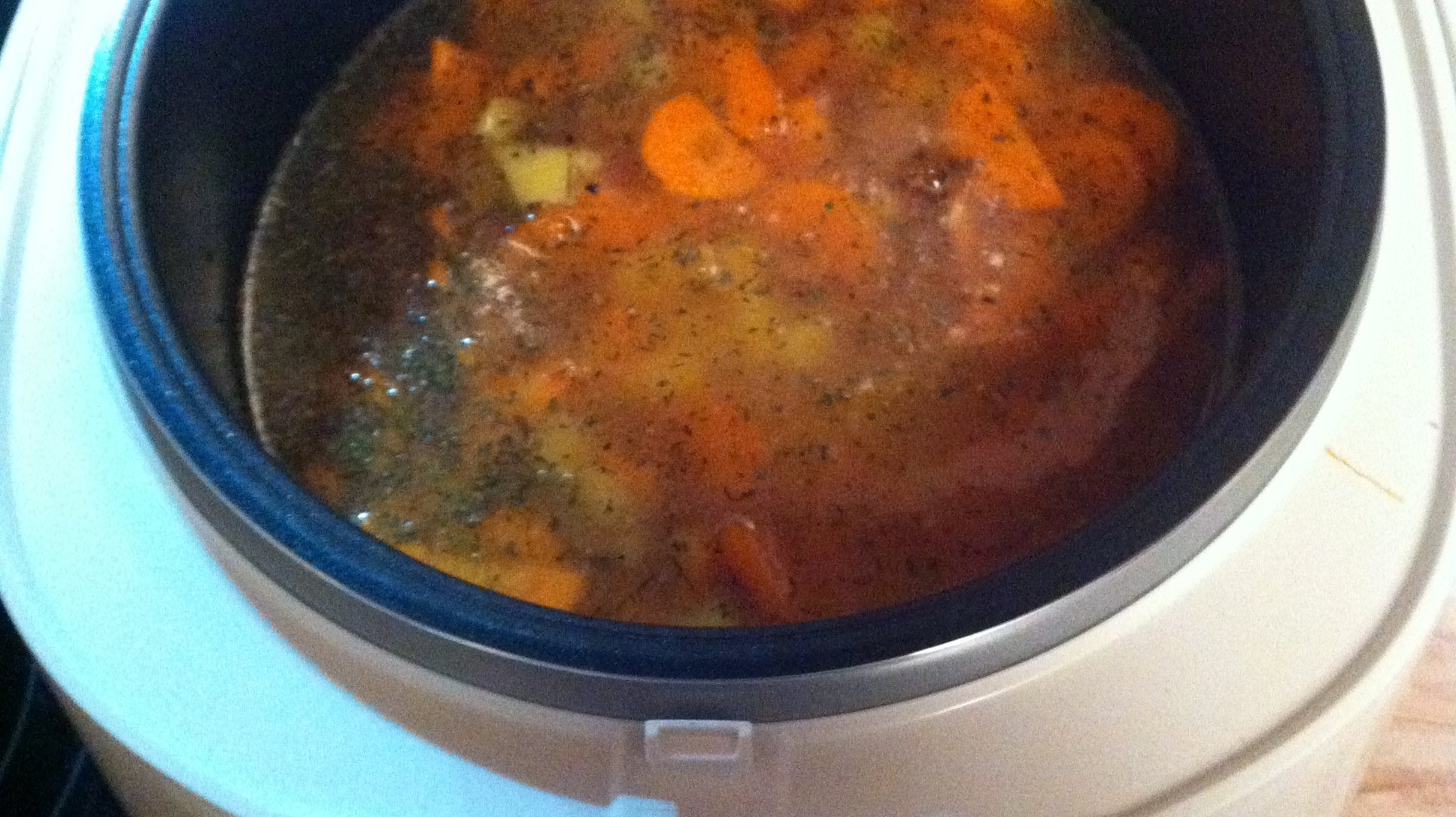 Deftiger Möhren Eintopf im Multikocher KRC-140 | KeMar GmbH | Kitchenware | Haushaltsgeräte