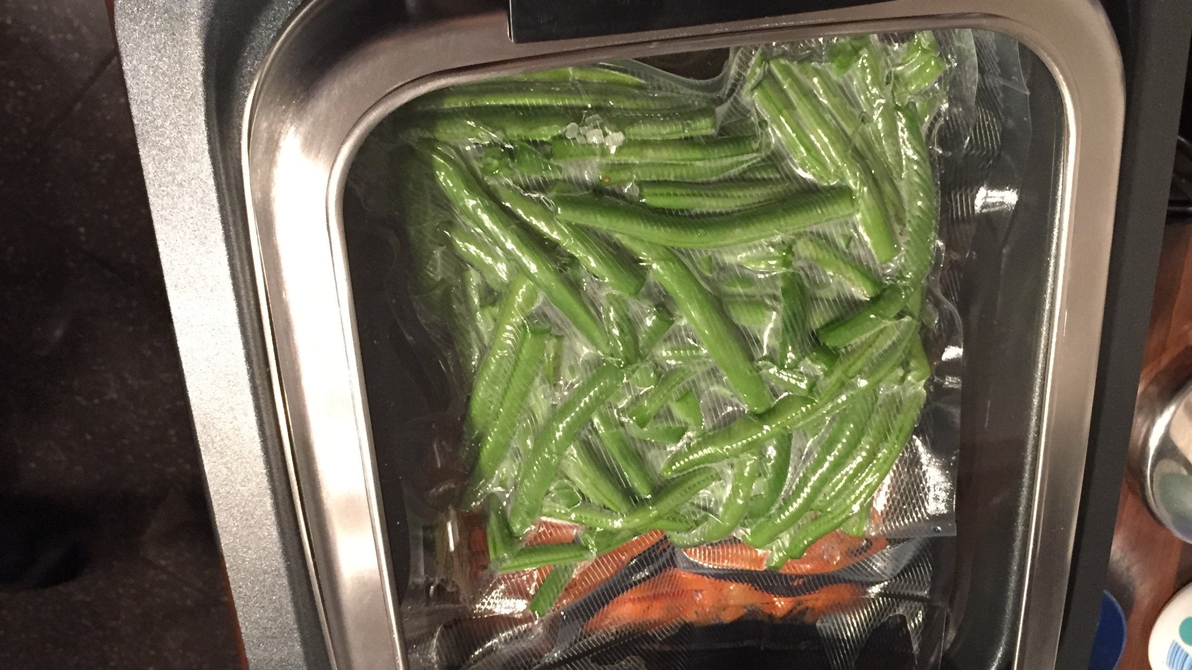 Gemüse im Sous Vide KSV-160 garen | KeMar GmbH | Kitchenware | Haushaltsgeräte