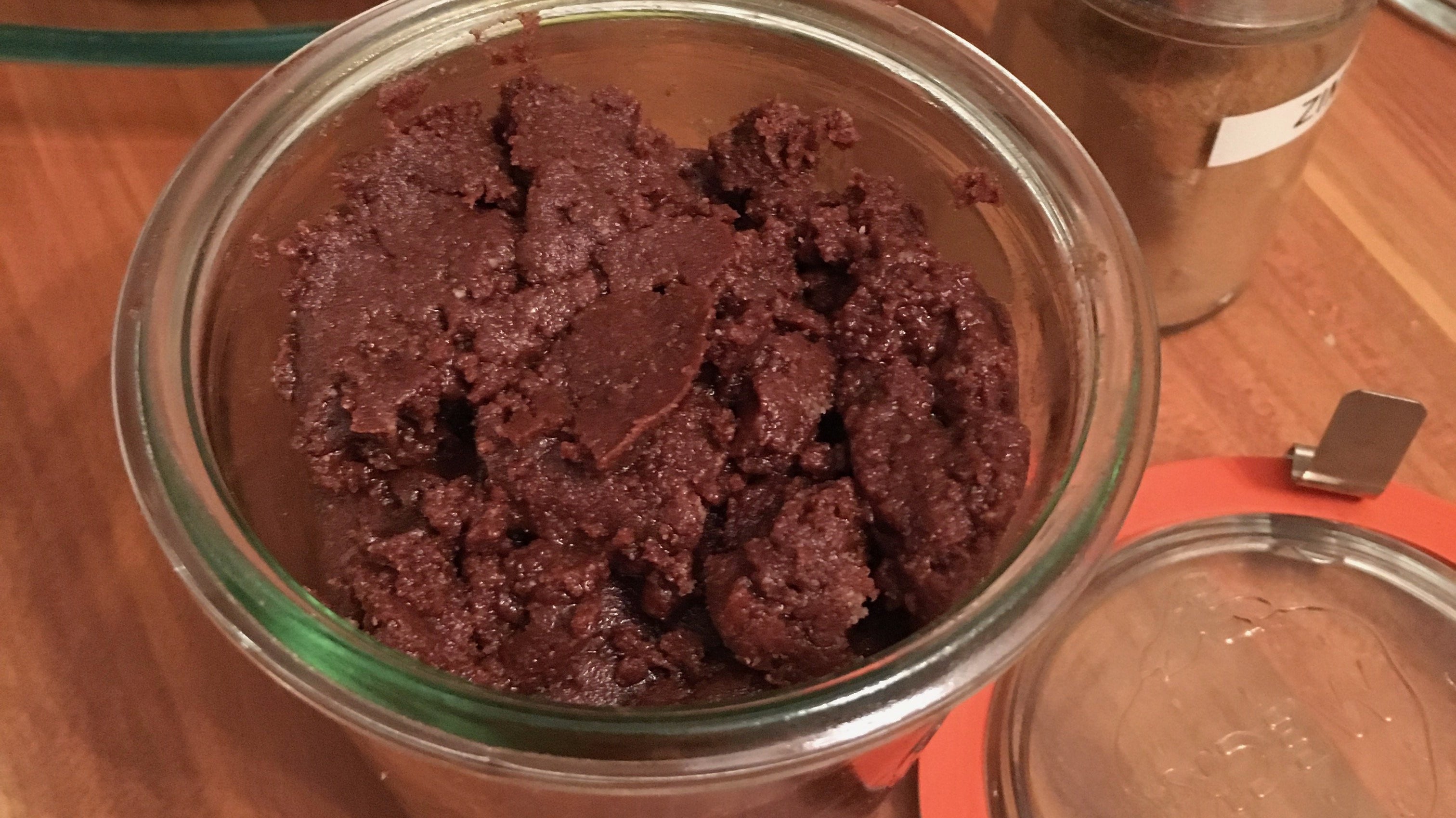 Haselnusscreme / Nussmus im KSB-200 herstellen | KeMar GmbH | Kitchenware | Haushaltsgeräte