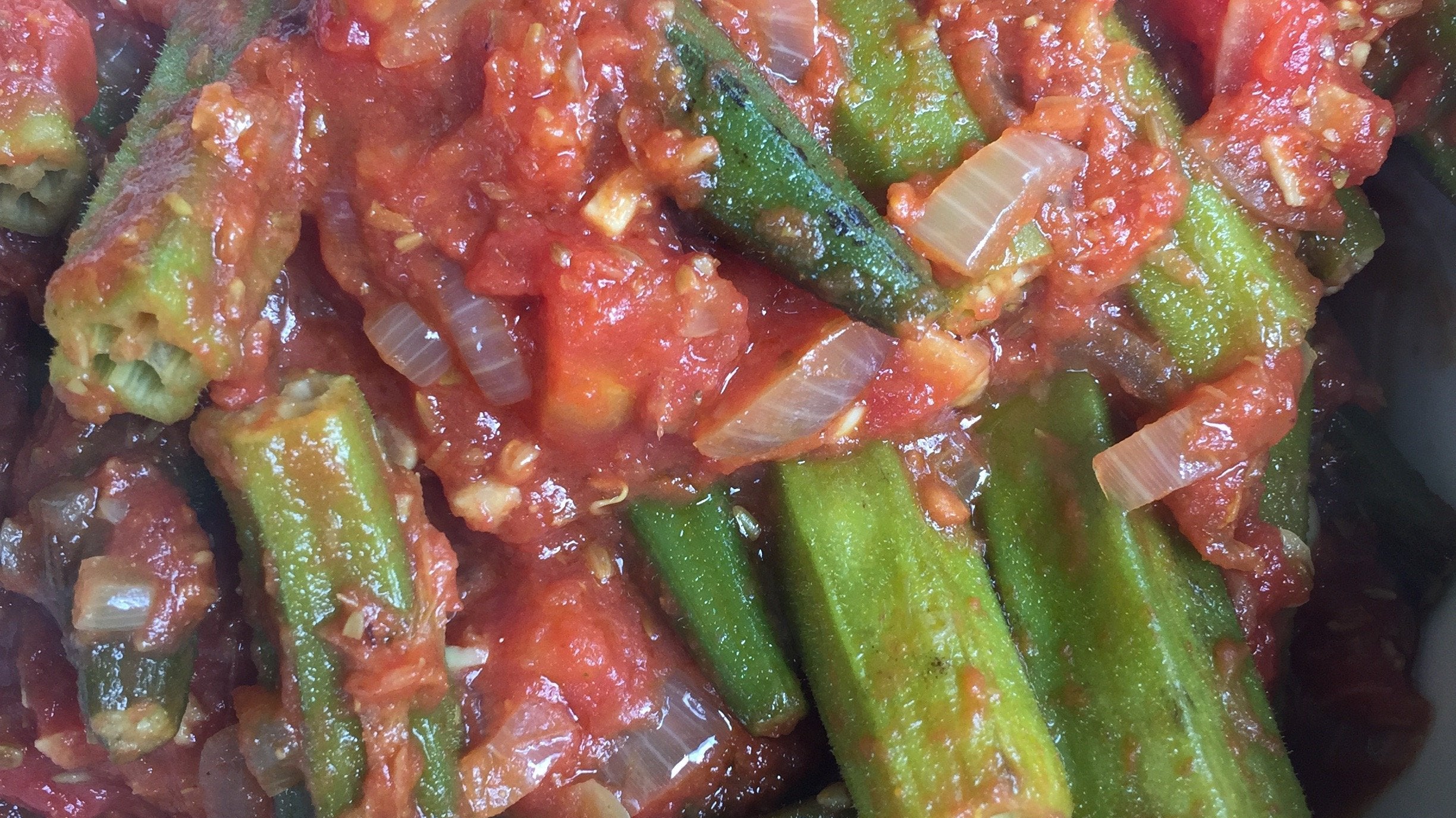 Okraschoten nach indischer Art im Multikocher KIC-180 | KeMar GmbH | Kitchenware | Haushaltsgeräte