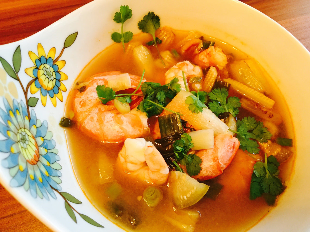 Tom Yam Gung (Saure Garnelensuppe) im Multikocher KIC-180 – KeMar GmbH ... Tom Yam Gung (Saure Garnelensuppe) im Multikocher KIC-180 – KeMar GmbH ...