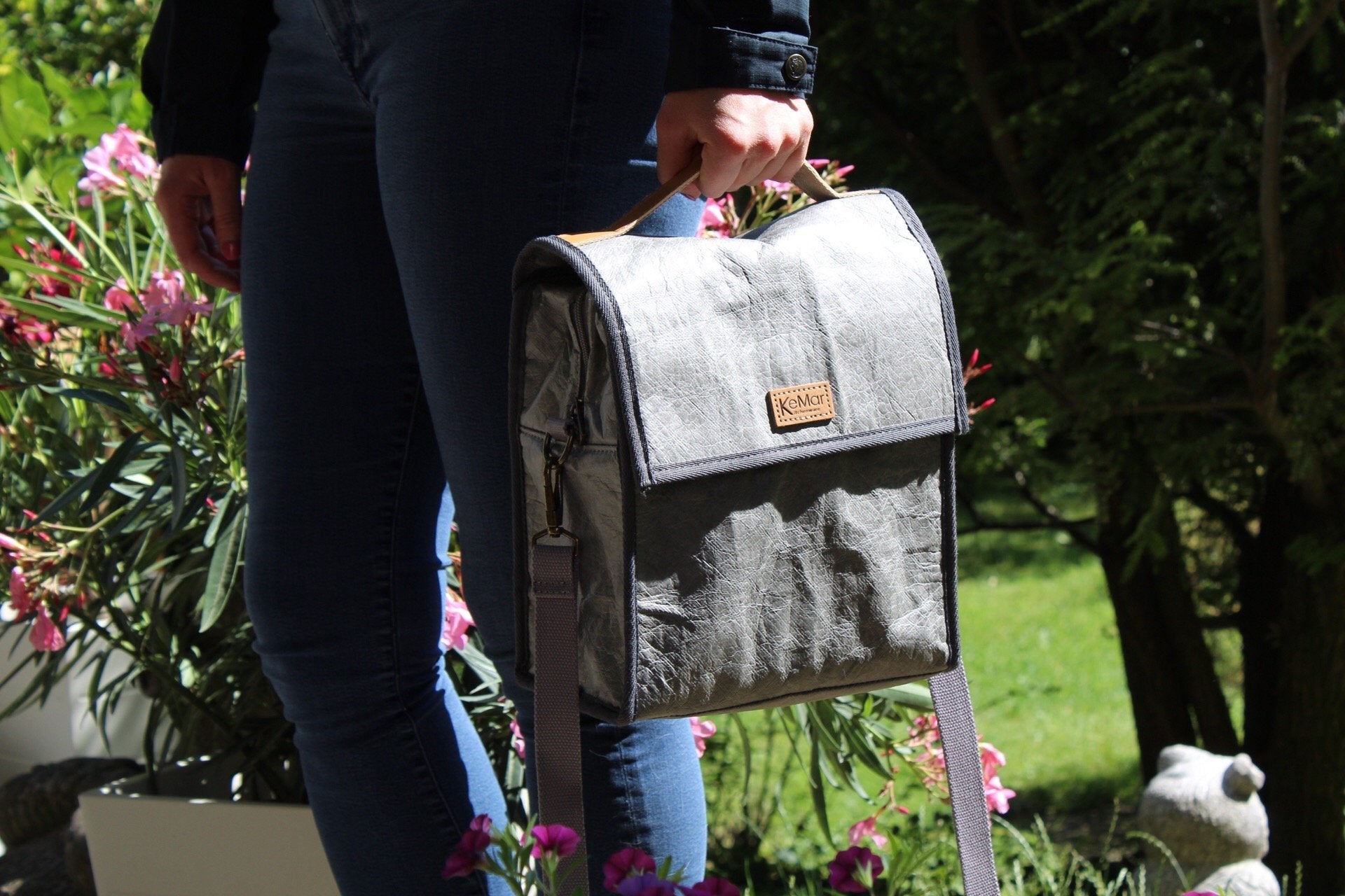 Lunchbox Tasche aus PE Papier | Wasserabweisend | Vegan | Recycelt | Nachhaltig - KeMar GmbH | Kitchenware | Haushaltsgeräte