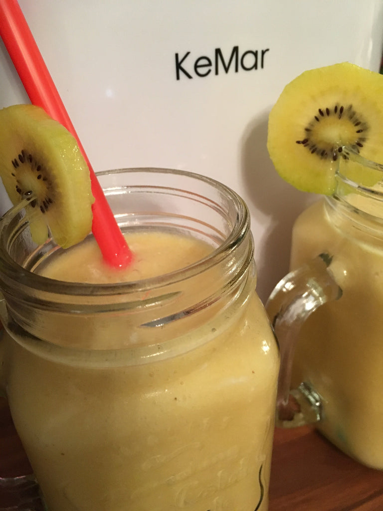 Ananas Kokos Smoothie mit Maca Pulver | KeMar GmbH | Kitchenware | Haushaltsgeräte