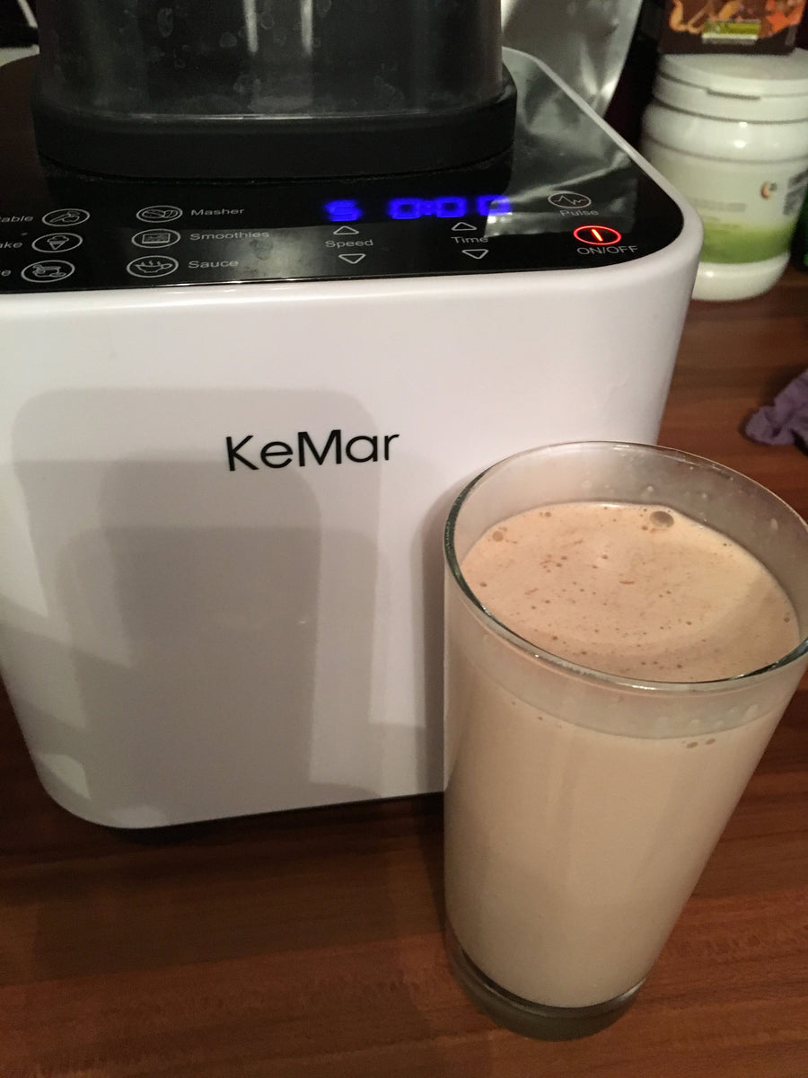 Whey Protein Shake im KSB200 Standmixer zubereiten KeMar GmbH