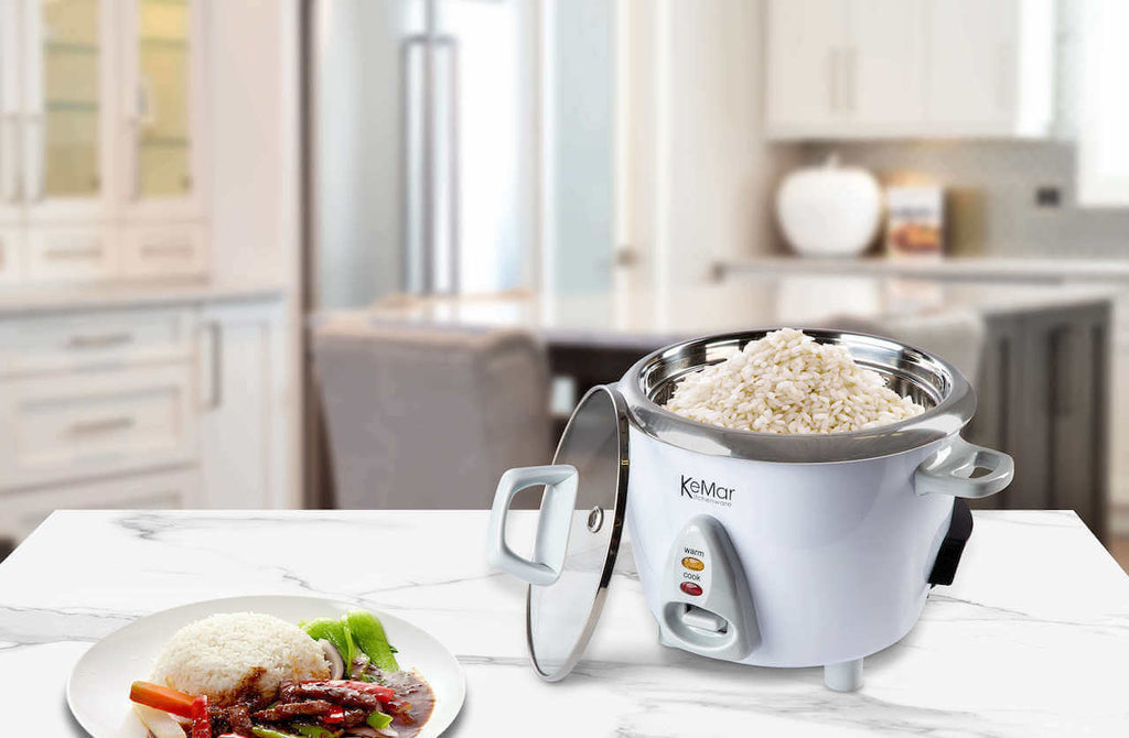 Reiskocher KRC-300 für 1-8 Personen mit 1,8 Liter Edelstahltopf für alle Reissorten und Milchreich.